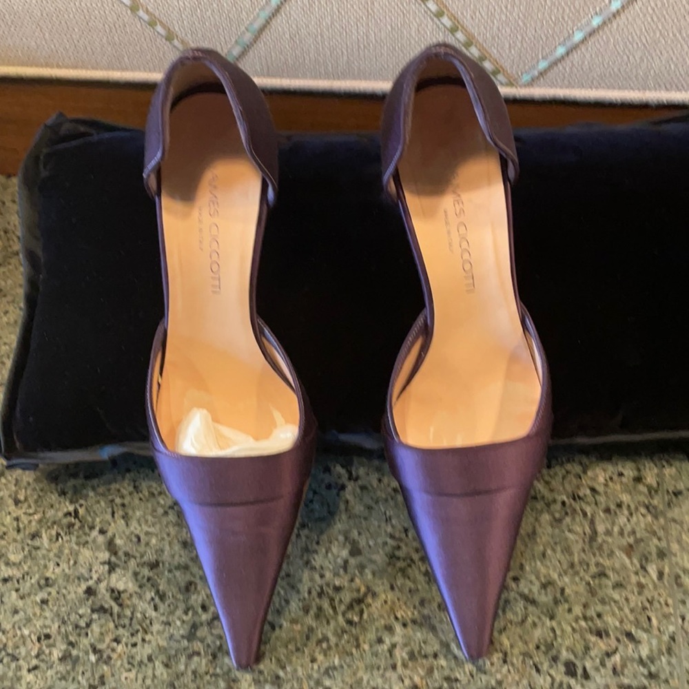 Purple satin evening shoes